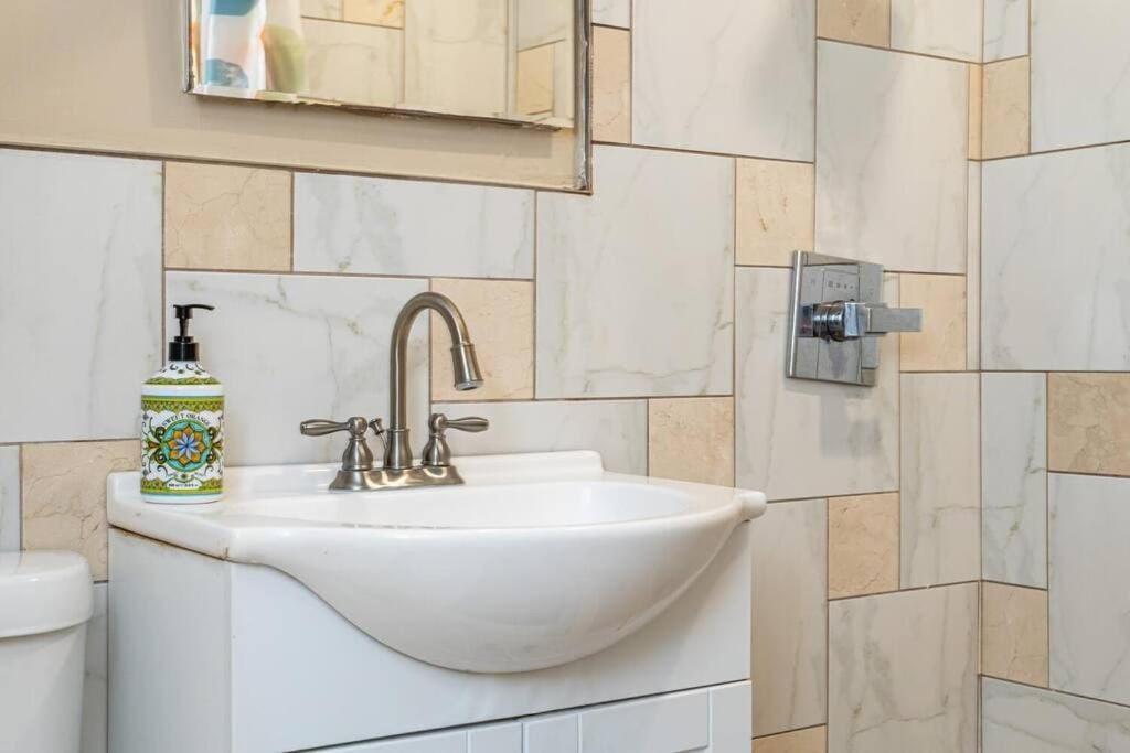 Downtown! 2Bd City View Onsite Parking King Lm809 Atlanta Exteriör bild